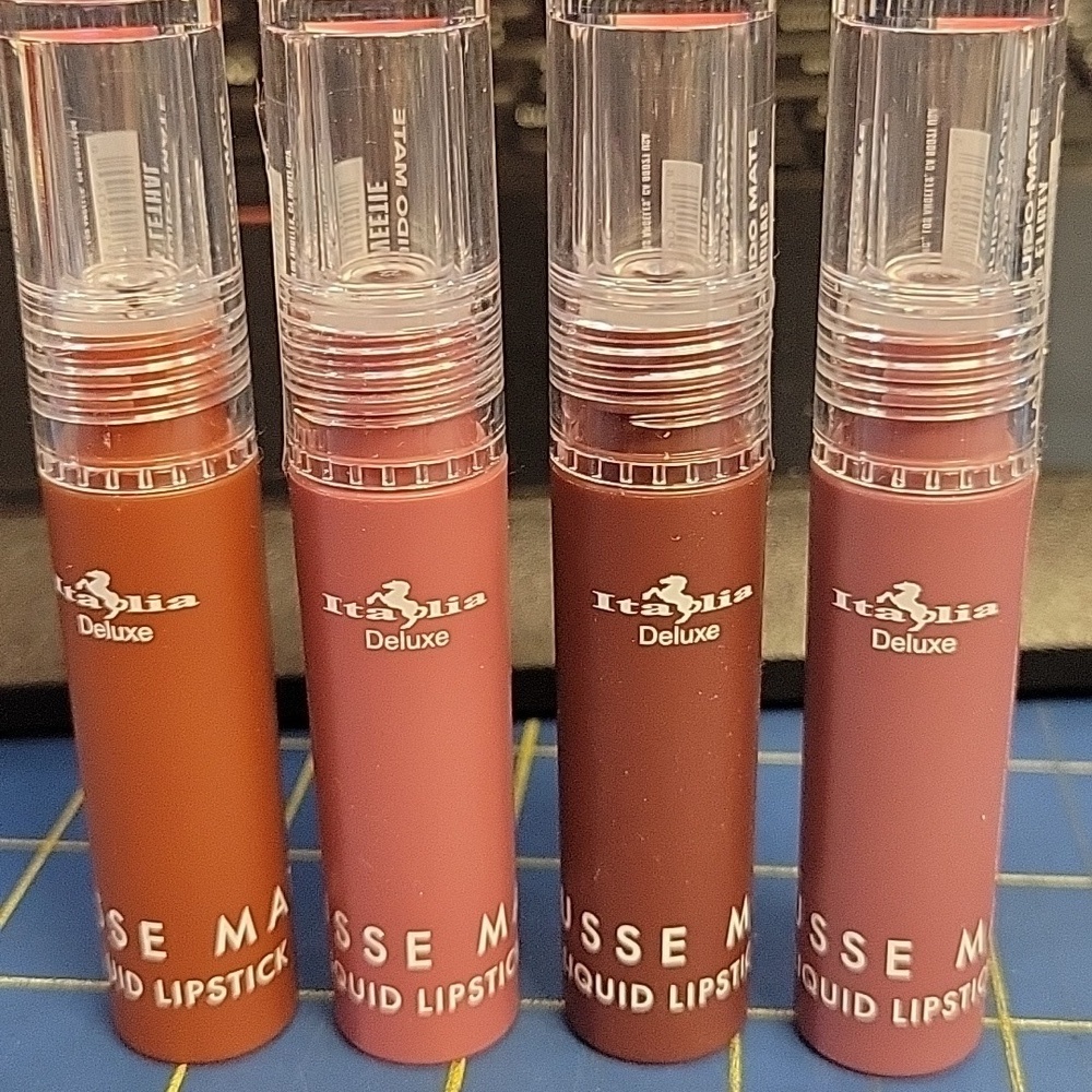 Italia Deluxe Mousse Matte Liquid Lipsticks Set of 4